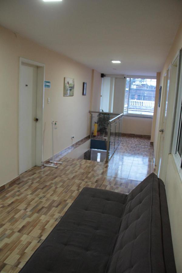 Hostal Avanza Cali Esterno foto