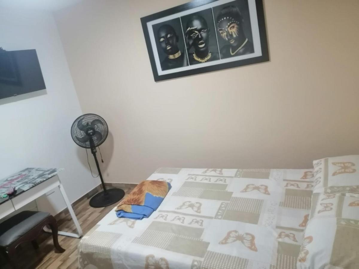 Hostal Avanza Cali Esterno foto