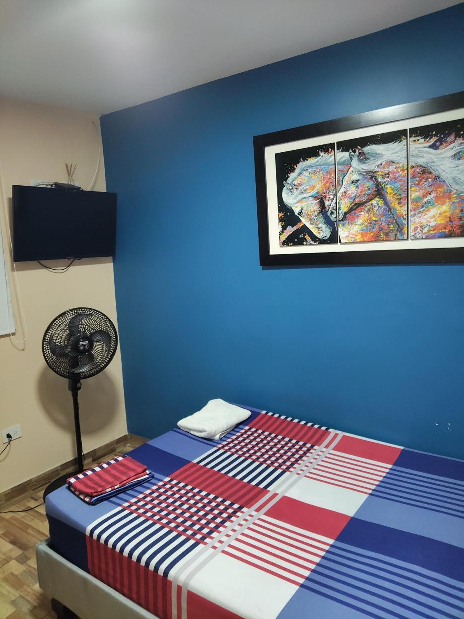 Hostal Avanza Cali Esterno foto