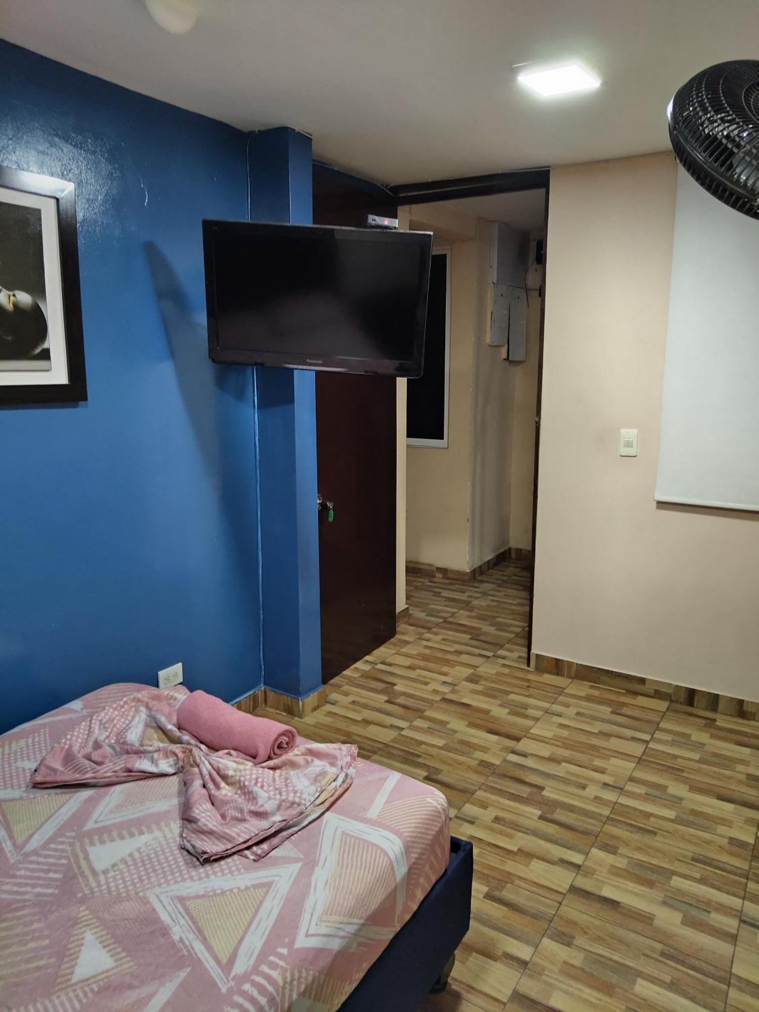 Hostal Avanza Cali Esterno foto